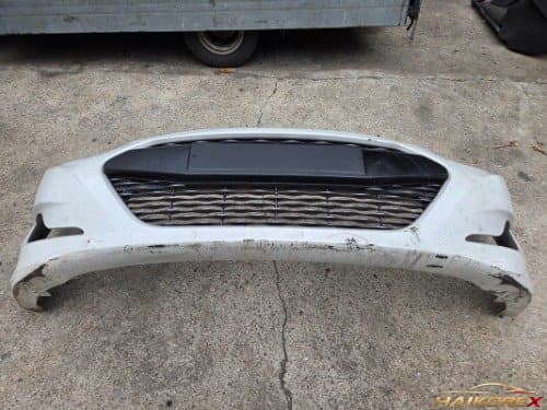 Кожух переднего бампера + центральная решетка радиатора Hyundai Sonata YF Hybrid (865114R000, 865614R000, 865614R100), класс B