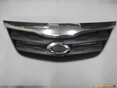 Решётка радиатора QM5 623105885R 62072JY10A (класс C, повреждена)