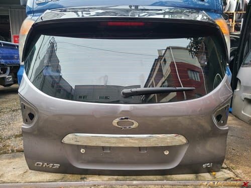 Дверь задняя (спойлер) для Hyundai QM3 New B-класс с вмятиной