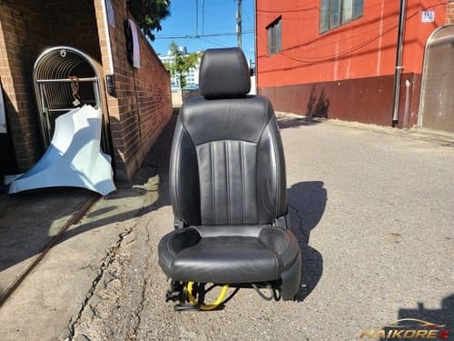 Сиденье водителя первого ряда Cruze (механическое, кожаное)