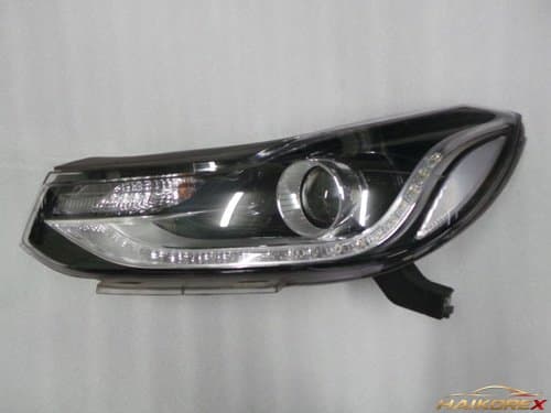 Передняя фара LED DRL 11-контактная левая Chevrolet Trax New Light P42649629 (царапины)