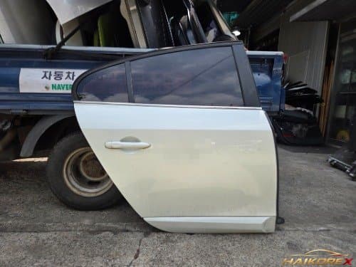 Задняя дверь правая (пассажирская) Hyundai New SM3 (L38)