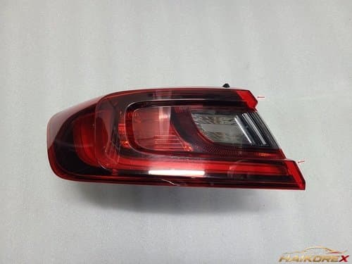 Задний фонарь XM3 комбинированный LED со стороны водителя 265552466R (повреждение крыла)