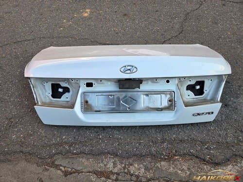 Крышка багажника Hyundai Grandeur TG 08-10 рестайлинг с камерой (под удлиненный номерной знак)