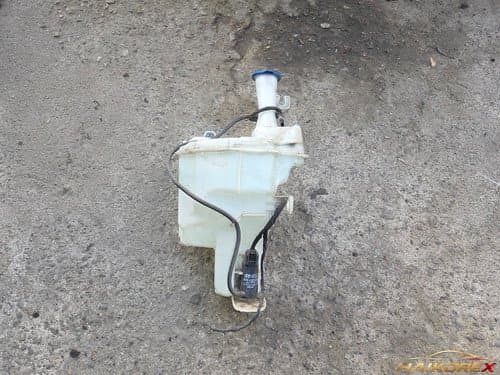 Бачок омывателя с насосом Kia K3 98610A7000