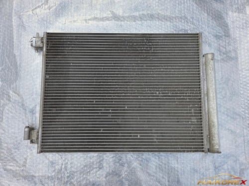 Конденсор кондиционера QM3 921006843R