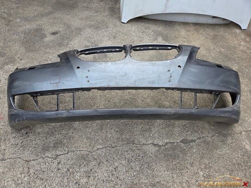 Накладка переднего бампера BMW 5 Series E60, E61 51117178068 (4 отверстия под датчик)
