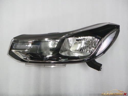 Передняя фара головного света обычная 9-контактная водителя Chevrolet Trax Light P42576953