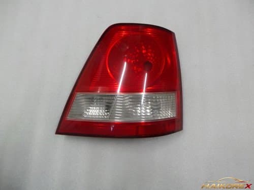 Фонарь задний комбинированный Sorento, правый (пассажирский) 924023E000, класс B (посторонний предмет)