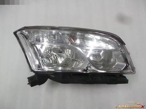 Фара передняя левая Chevrolet Trax (7 контактов) 95146959