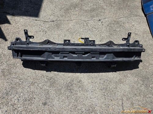 Рейка заднего бампера All New K5 86631D4000 15-18 со скобами