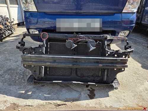 Передний радиаторный модуль в сборе с конденсатором, вентилятором и топливной рейкой Kia Forte Hatchback