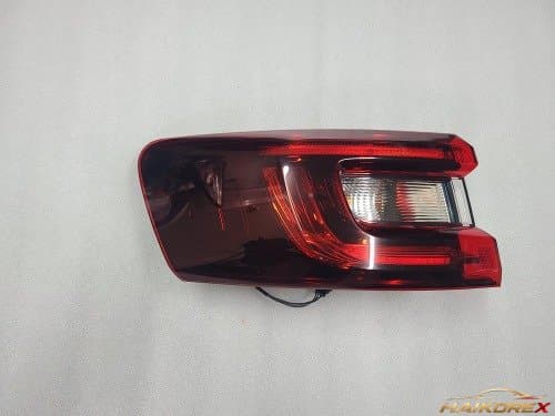 Задний фонарь комбинированный 3D LED со стороны водителя для QM6