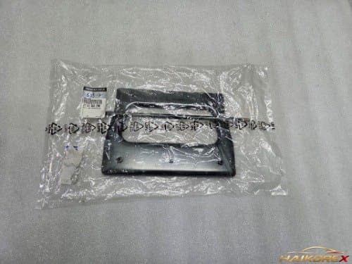 Кронштейн маслоохладителя QM6 216135929R