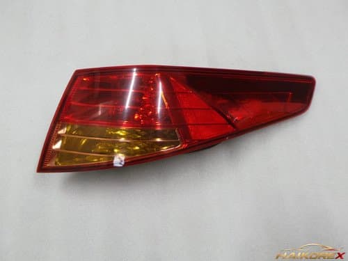 Задний комбинированный фонарь K5 924022T000 правый 2010-2013 (трещина)