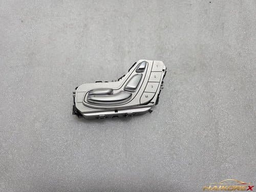 Переключатель памяти сиденья-двери Mercedes-Benz C-Class W205 (передние двери) - место пассажира 2059057851 A20590578517N49