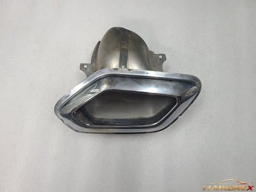 Накладка на задний бампер с насадкой глушителя Chevrolet Impala (сторона водителя) P20957961
