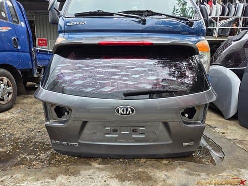Крышка багажника (задняя дверь) для Kia Sorento