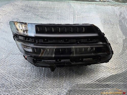 Фара передняя правая Genesis GV80 92102T6100 C-класс (трещина, царапины)
