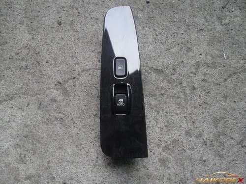 Вторичный переключатель стеклоподъемника Hyundai New Opirus (H1K)