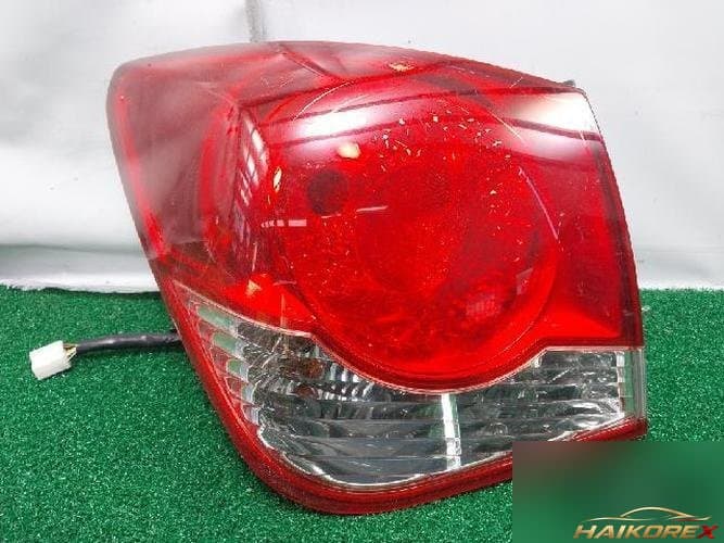 Daewoo Lacetti 2009 — комбинированный фонарь задний левый (водительский) 6-контактный