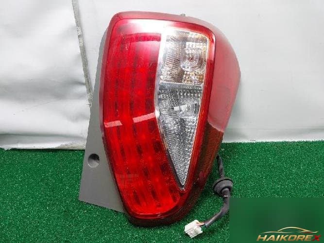 Kia Ray 2013 — фонарь задний комбинированный правый (6 контактов)