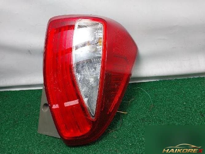 Kia Ray 2013 — фонарь задний комбинированный правый (пассажирский)
