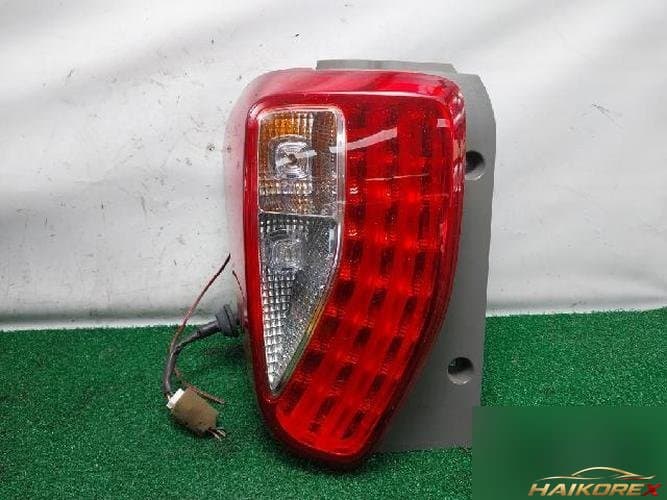 Kia Ray 2014 — комбинированный фонарь задний левый (сторона водителя)