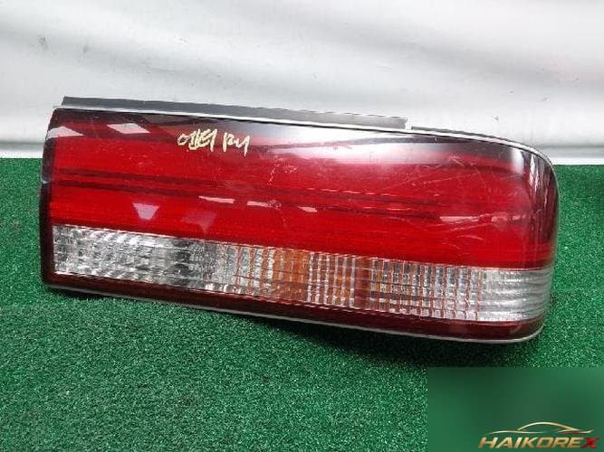 Kia Enterpraze 2001 — фонарь задний правый (комбинированный) 0K95A-51140