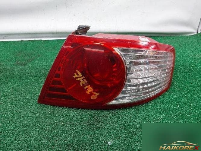 Kia Opirus 2003 — фонарь задний правый (комбинированный)