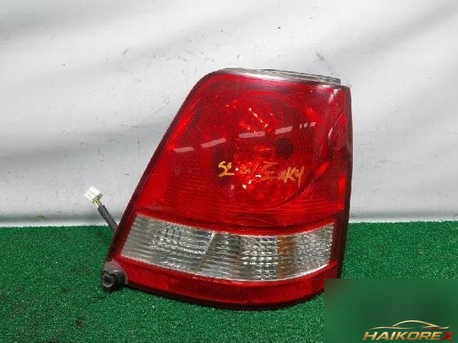 Kia Sorento 2002 — комбинированный фонарь задний правый (пассажирский)