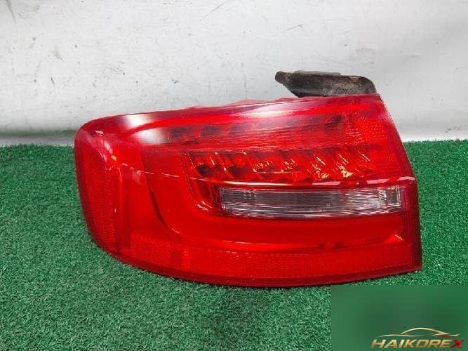 Audi A4 2015 — комбинированный фонарь задний левый (водительский) 2SK 01091601
