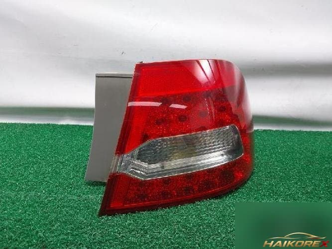 Kia Roche 2009 — комбинированный задний фонарь правый 92402-2G6