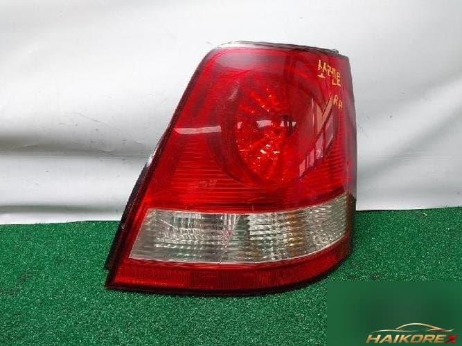 Kia Sorento 2005 — комбинированный фонарь задний правый