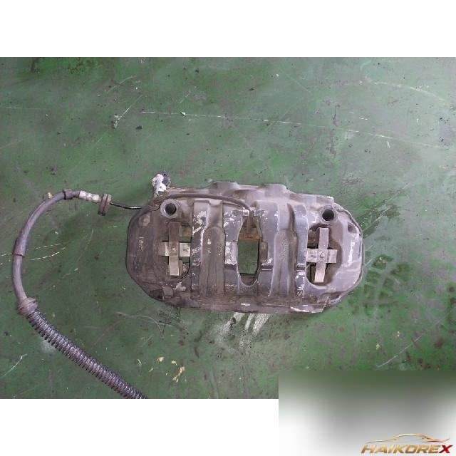 Porsche  2014 — передний тормозной суппорт правый