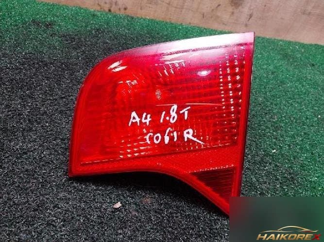 Audi A4 2006 — крышка багажника белая (окрашенная)