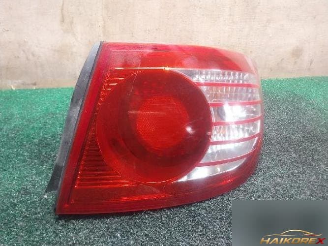 Hyundai Avante 2003 — фонарь задний комбинированный, правый (со стороны пассажира)