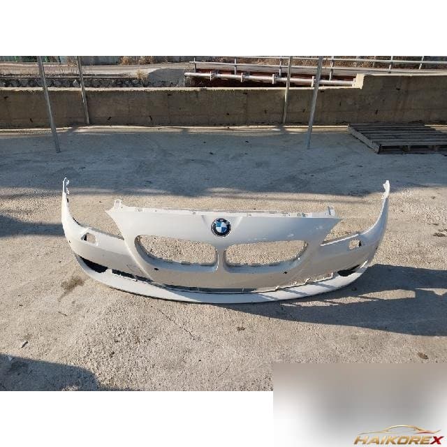 BMW 520d 2012 — передний бампер