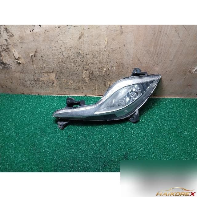 Hyundai YF Sonata Hybrid 2012 — противотуманная фара левая (водительская сторона) 922014R000