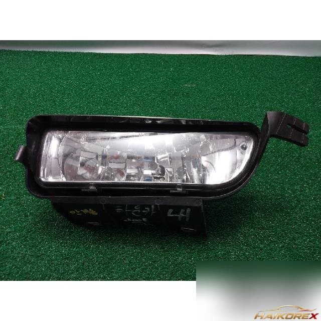 Lincoln Town Car 2003 — противотуманная фара левая 3W13-15A255-A