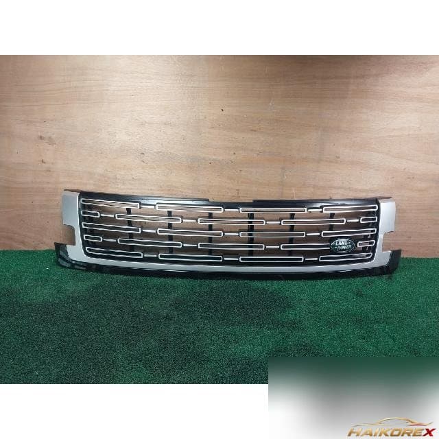 Land Rover New Range Rover 3.0 TDV6 VOUGE SE 2021 — радиаторная решетка