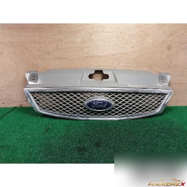 Ford Mondeo 2005 — радиаторная решетка