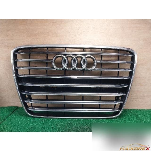 Audi New A8 2011 — радиаторная решетка