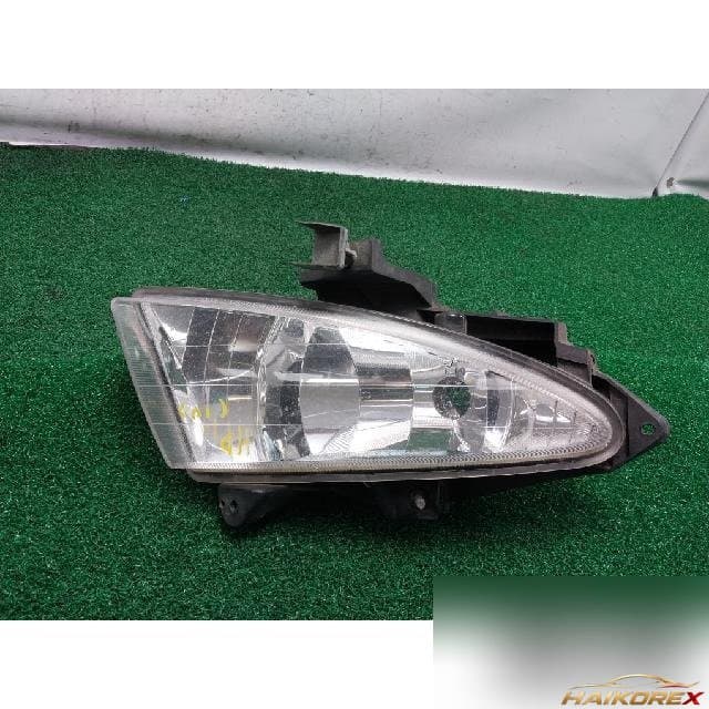 Hyundai Avante 2010 — противотуманная фара левая