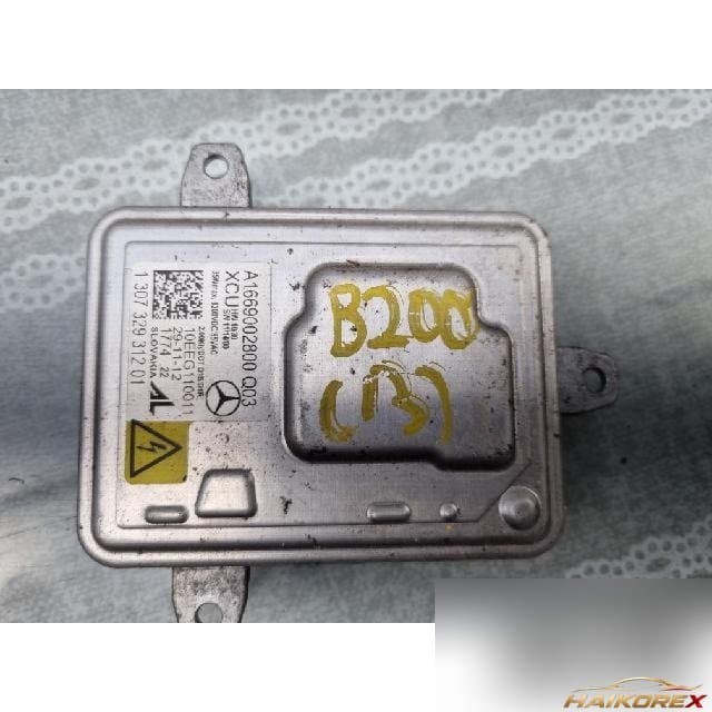 Mercedes-Benz B200 2013 — блок управления ксеноновой фарой 1 307 329 321 01