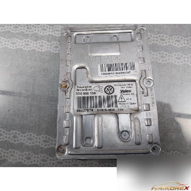 Volkswagen V6 3.0 TDI 2006 — лампочка/балласт 3D0 909 158