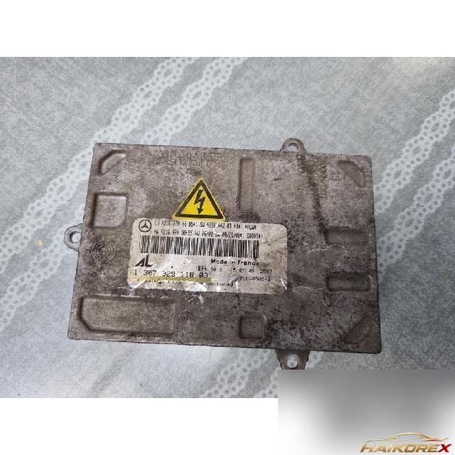 Mercedes-Benz S350 2009 — ксеноновая лампа с балластом 1 307 329 118 03