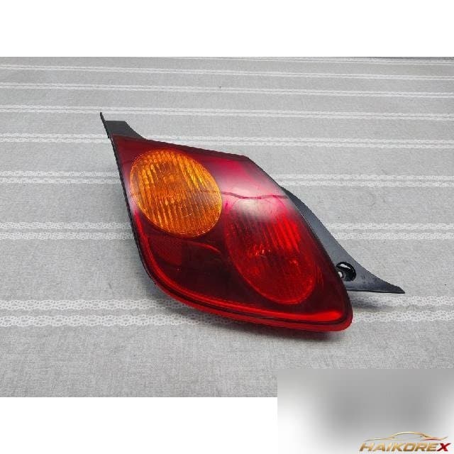 Lexus SC 430 2002 — задний фонарь левый