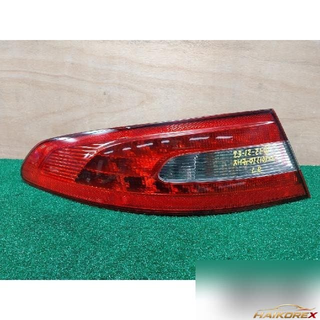 Jaguar XF 2010 — задний фонарь левый 8X2313405BC