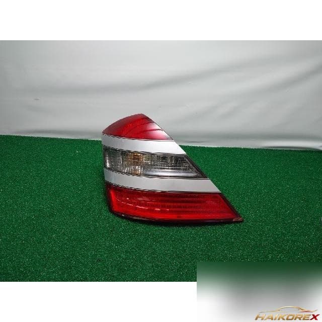 Mercedes-Benz S350L 2008 — задний фонарь левый A221 820 0164